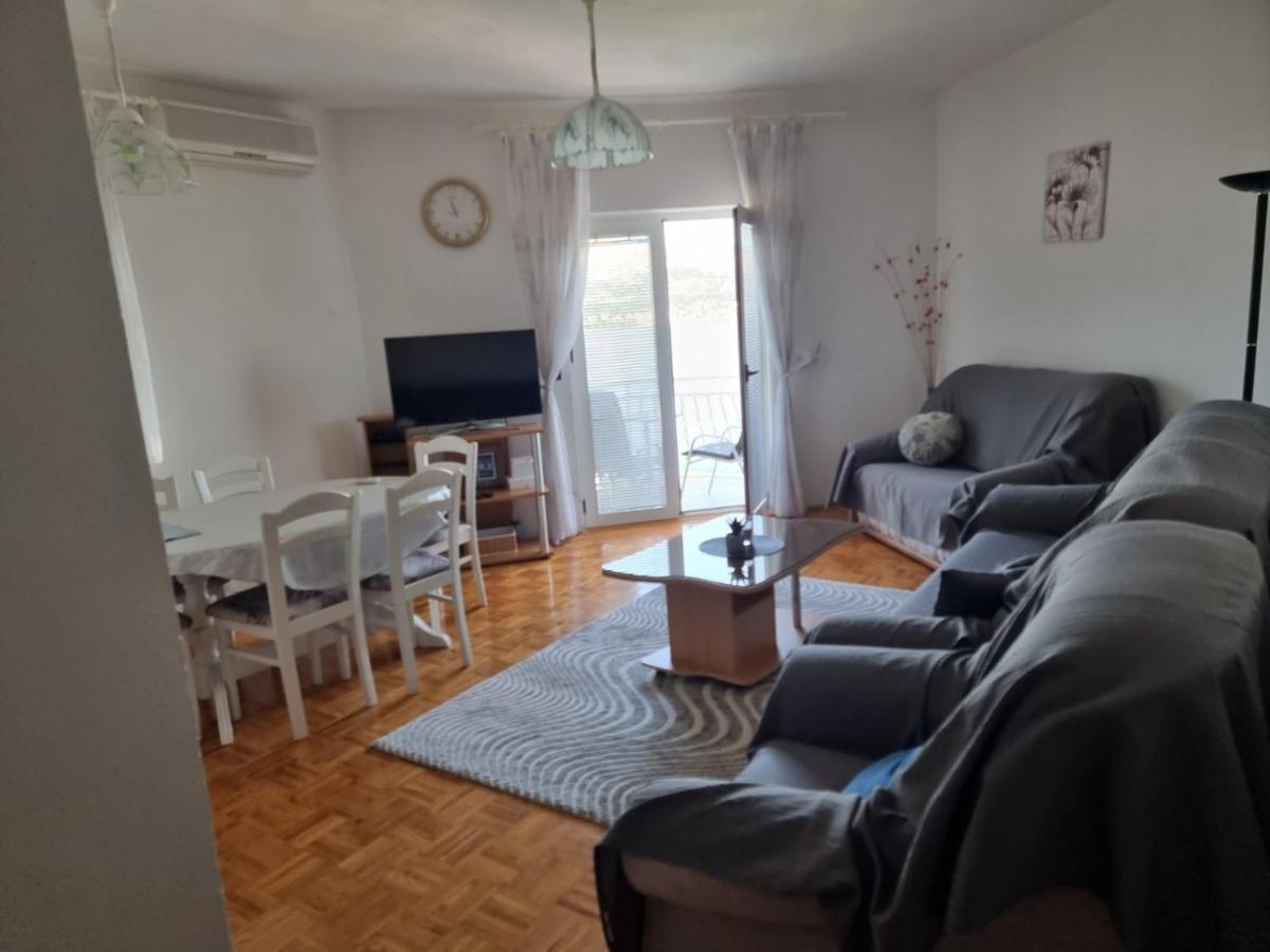 טרוגיר Apartment Matej מראה חיצוני תמונה