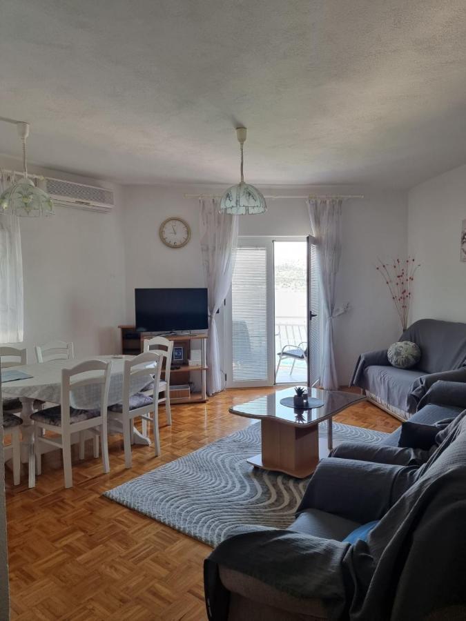 טרוגיר Apartment Matej מראה חיצוני תמונה